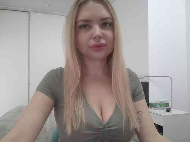 pinkpanther8899 webcam