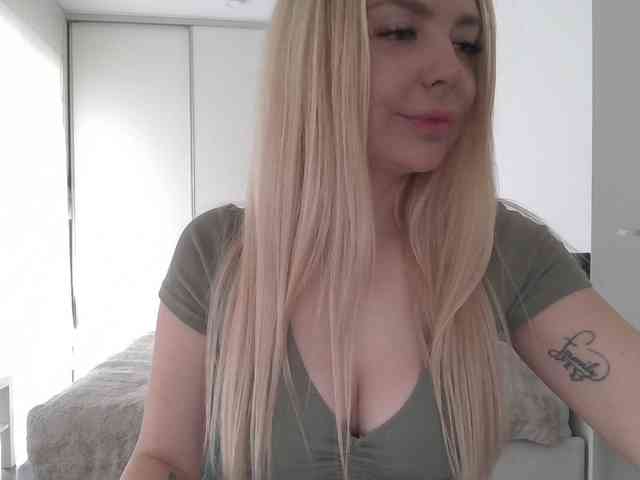 pinkpanther8899 webcam