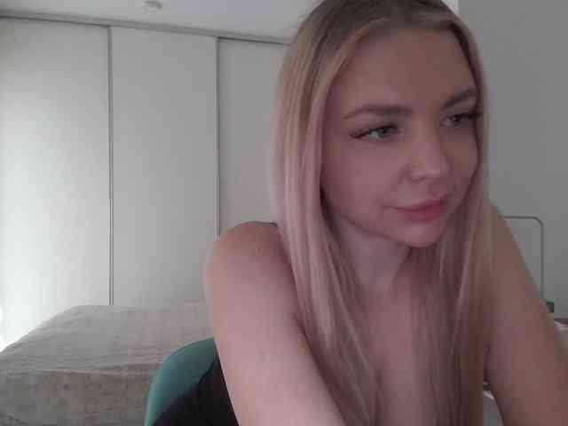 pinkpanther8899 webcam