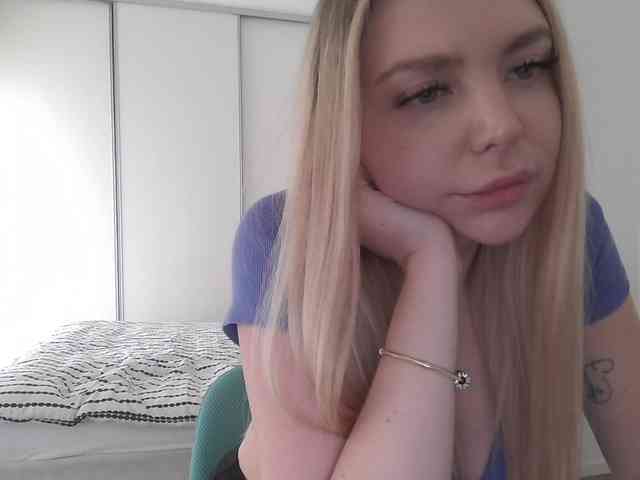 pinkpanther8899 webcam