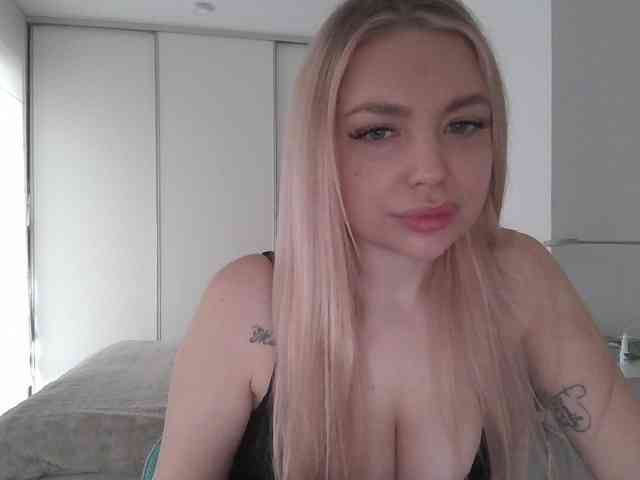 pinkpanther8899 webcam