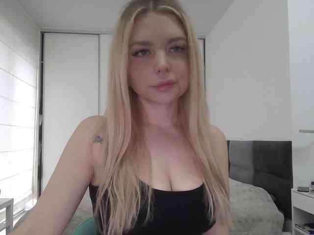 pinkpanther8899 webcam