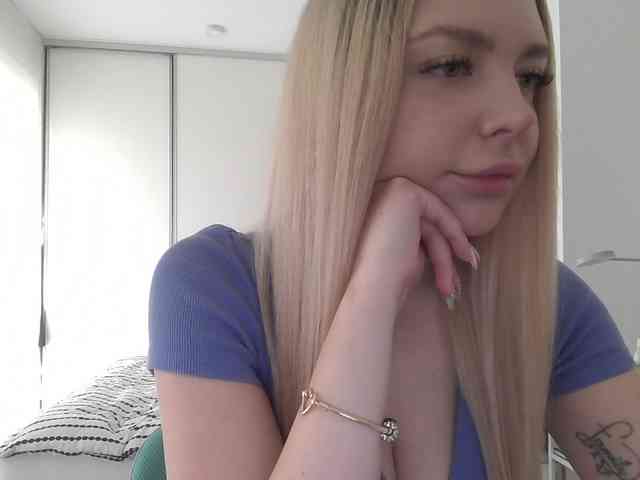 pinkpanther8899 webcam