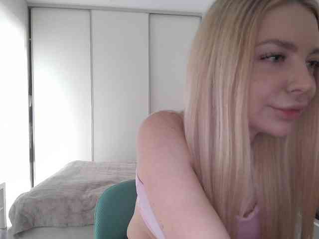pinkpanther8899 webcam