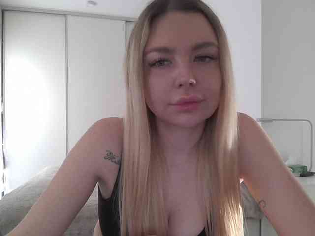 pinkpanther8899 webcam