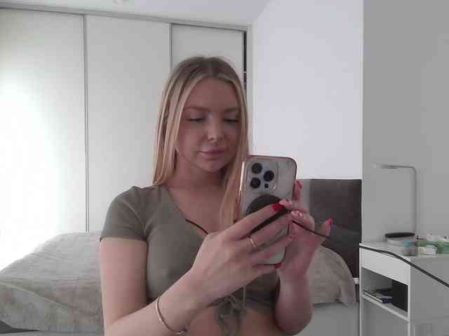 pinkpanther8899 webcam