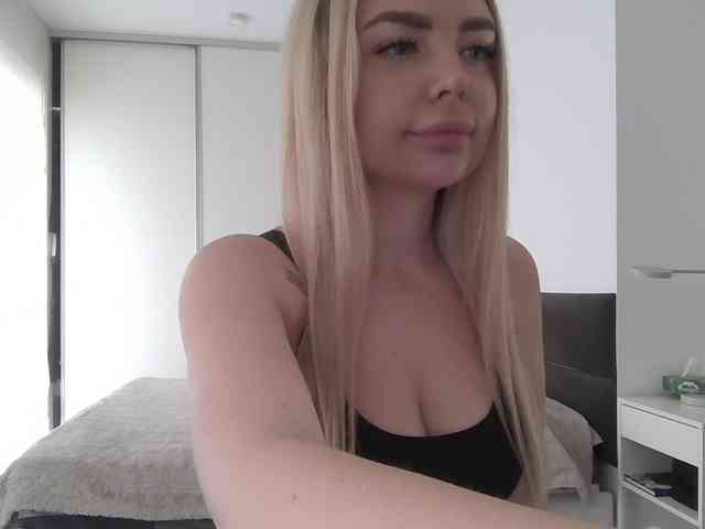 pinkpanther8899 webcam