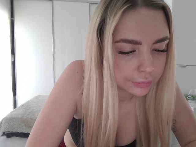 pinkpanther8899 webcam