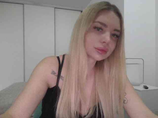 pinkpanther8899 webcam