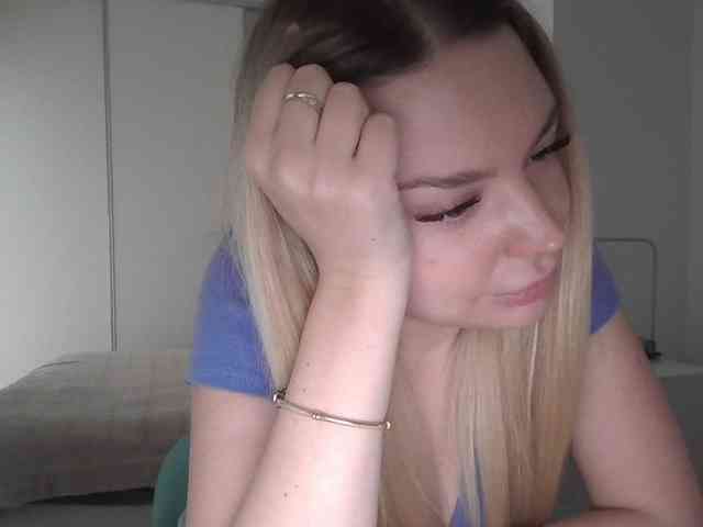 pinkpanther8899 webcam