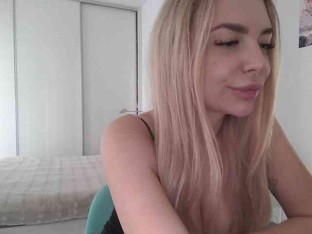 pinkpanther8899 webcam