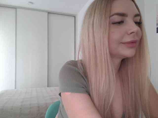 pinkpanther8899 webcam