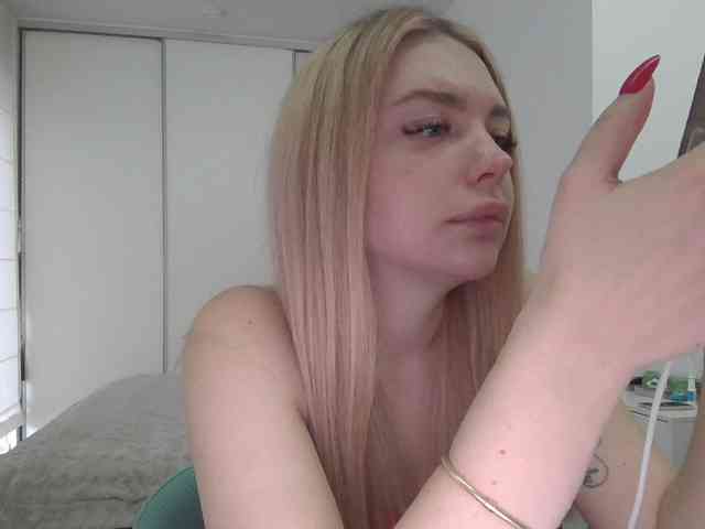 pinkpanther8899 webcam