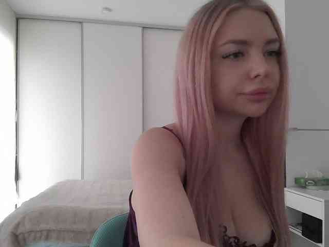 pinkpanther8899 webcam