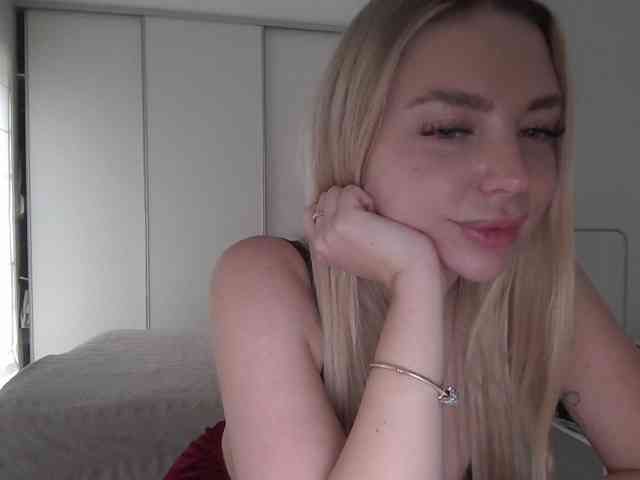 pinkpanther8899 webcam