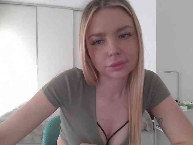 pinkpanther8899 webcam