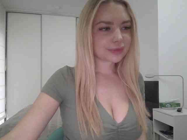 pinkpanther8899 webcam