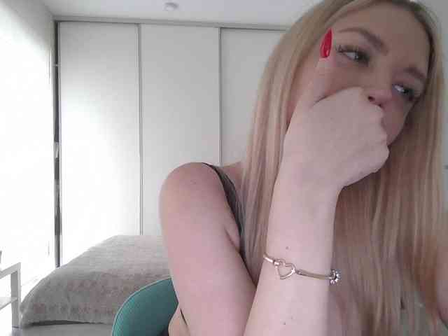 pinkpanther8899 webcam