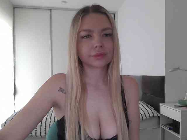 pinkpanther8899 webcam