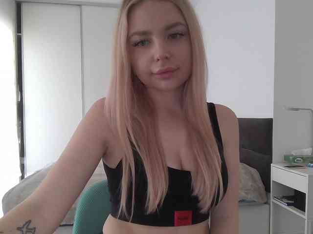 pinkpanther8899 webcam