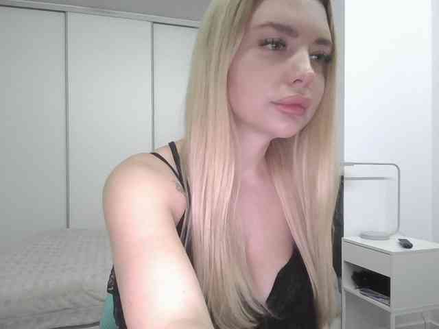 pinkpanther8899 webcam