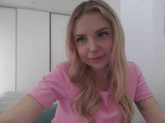 pinkpanther8899 webcam
