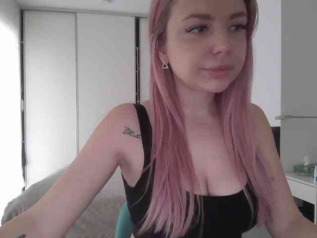 pinkpanther8899 webcam