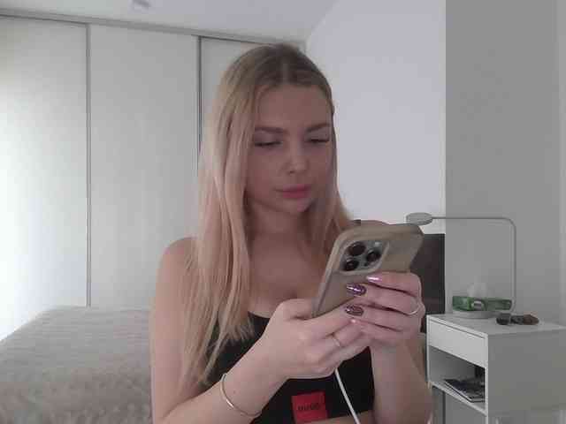 pinkpanther8899 webcam