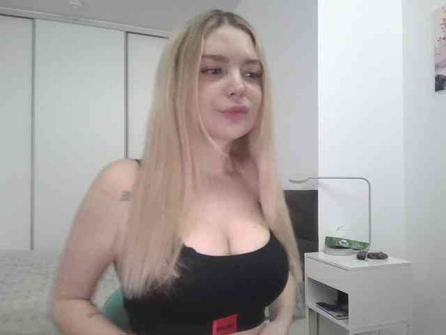 pinkpanther8899 webcam