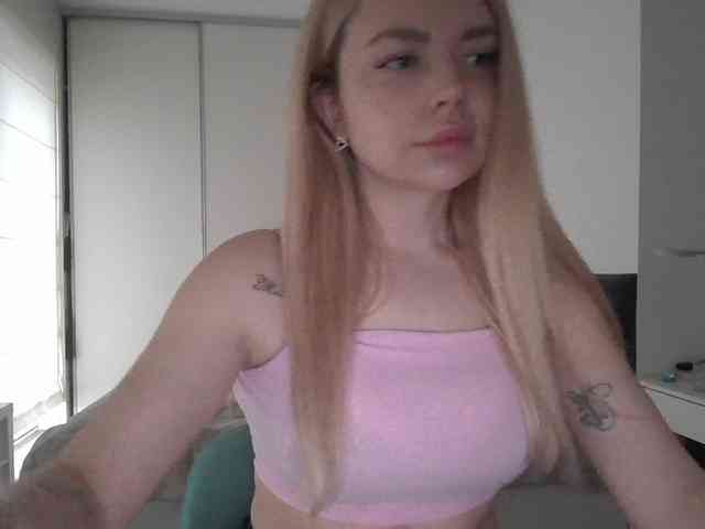 pinkpanther8899 webcam