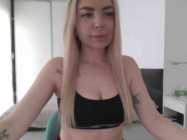 pinkpanther8899 webcam