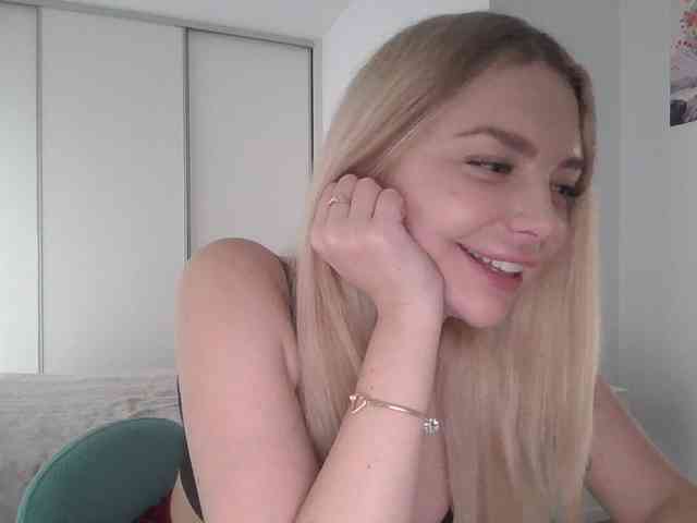 pinkpanther8899 webcam