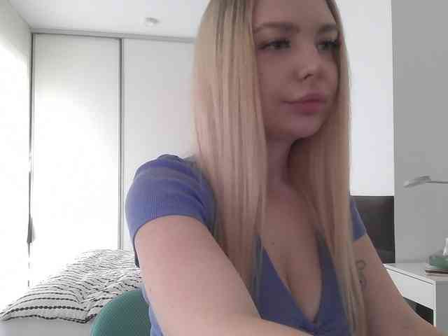 pinkpanther8899 webcam