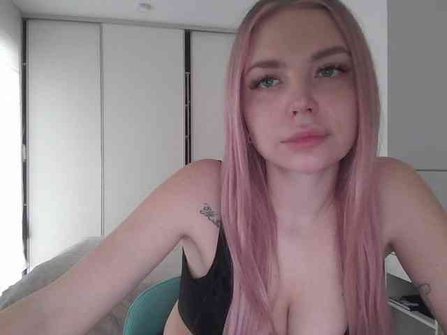 pinkpanther8899 webcam