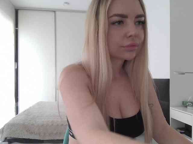 pinkpanther8899 webcam