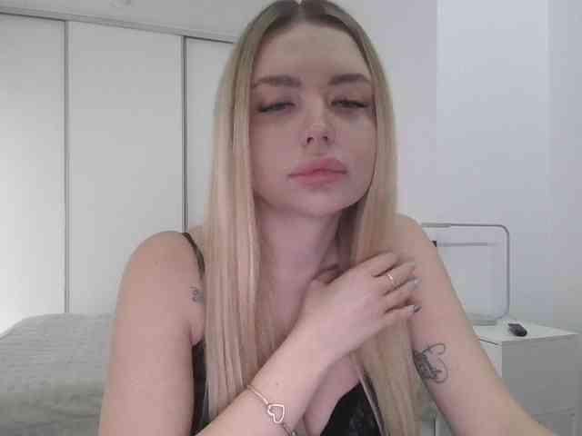 pinkpanther8899 webcam