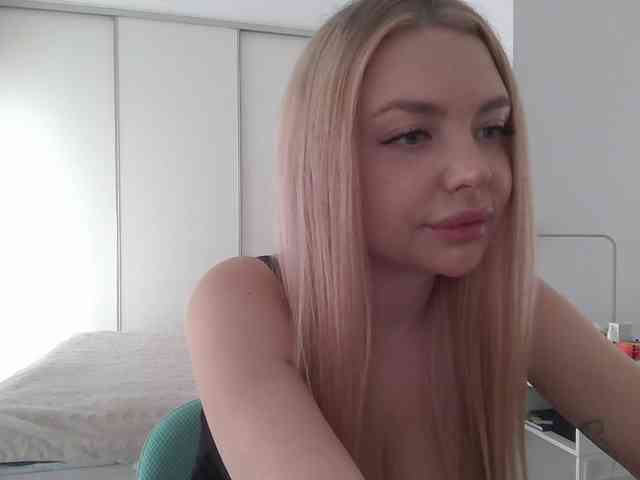 pinkpanther8899 webcam