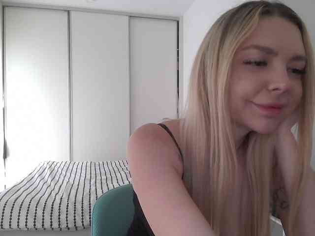 pinkpanther8899 webcam