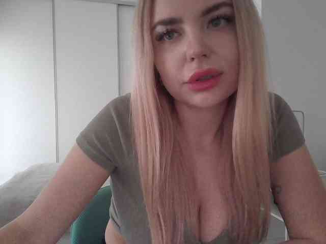 pinkpanther8899 webcam