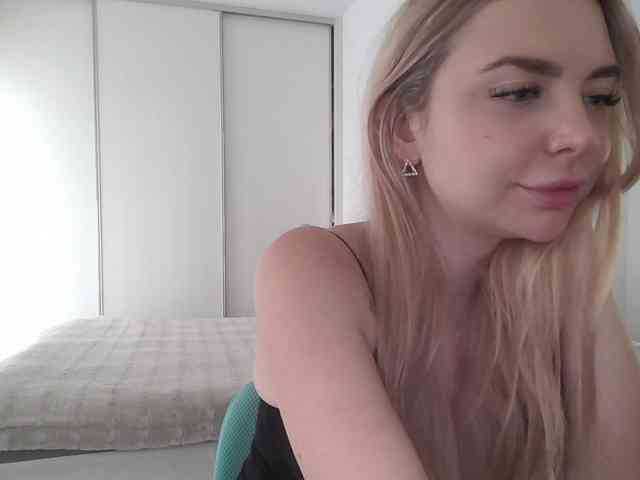 Blondie8853