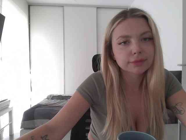 Blondie8853 webcam