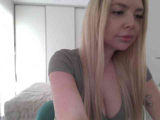 pinkpanther8899 webcam