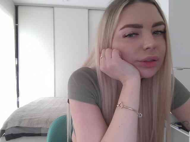 pinkpanther8899 webcam