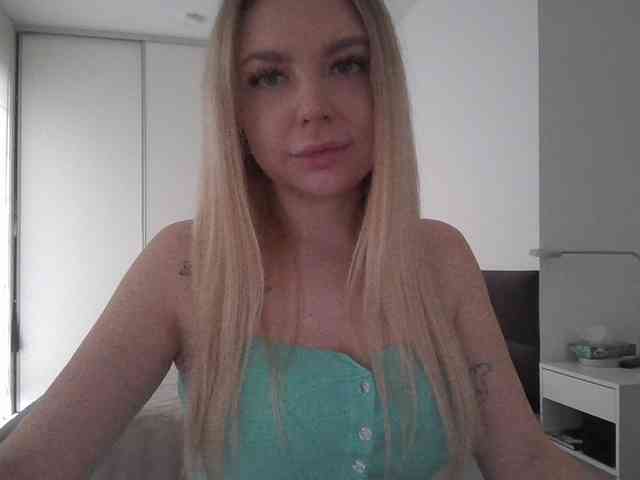 pinkpanther8899 webcam