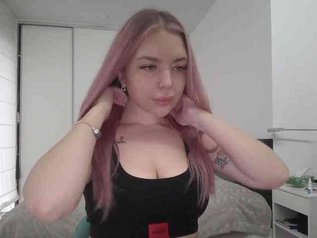 pinkpanther8899 webcam