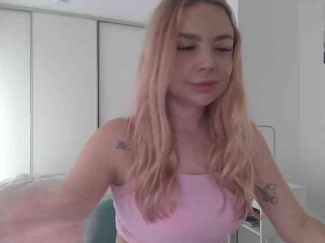 pinkpanther8899 webcam