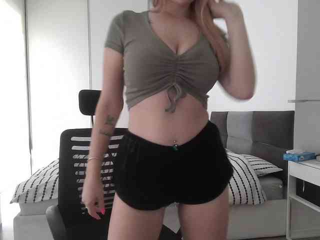 Blondie8853 webcam