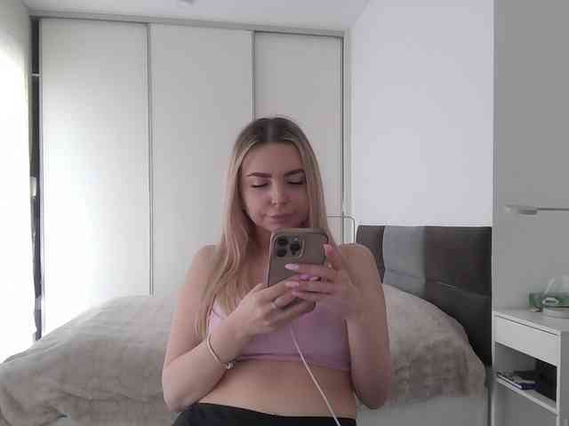 pinkpanther8899 webcam