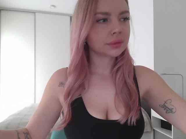 pinkpanther8899 webcam