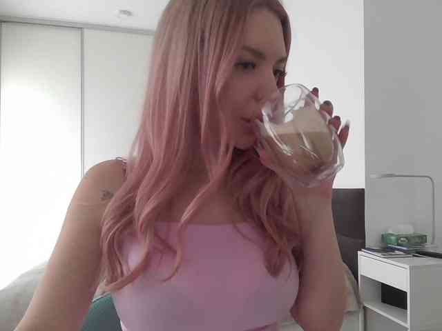 pinkpanther8899 webcam